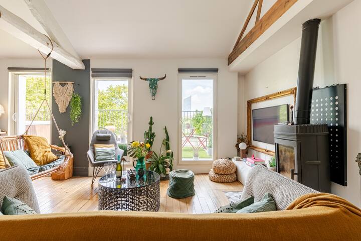 Appartement, cœur de Lyon avec terrasse et jacuzzi gallery image 4