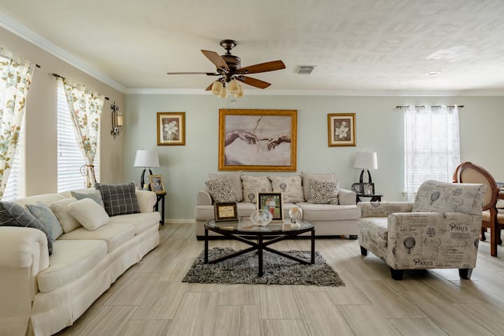Nơi nghỉ dưỡng cho thuê và nhà tại Cypress - Texas, Hoa Kỳ | Airbnb