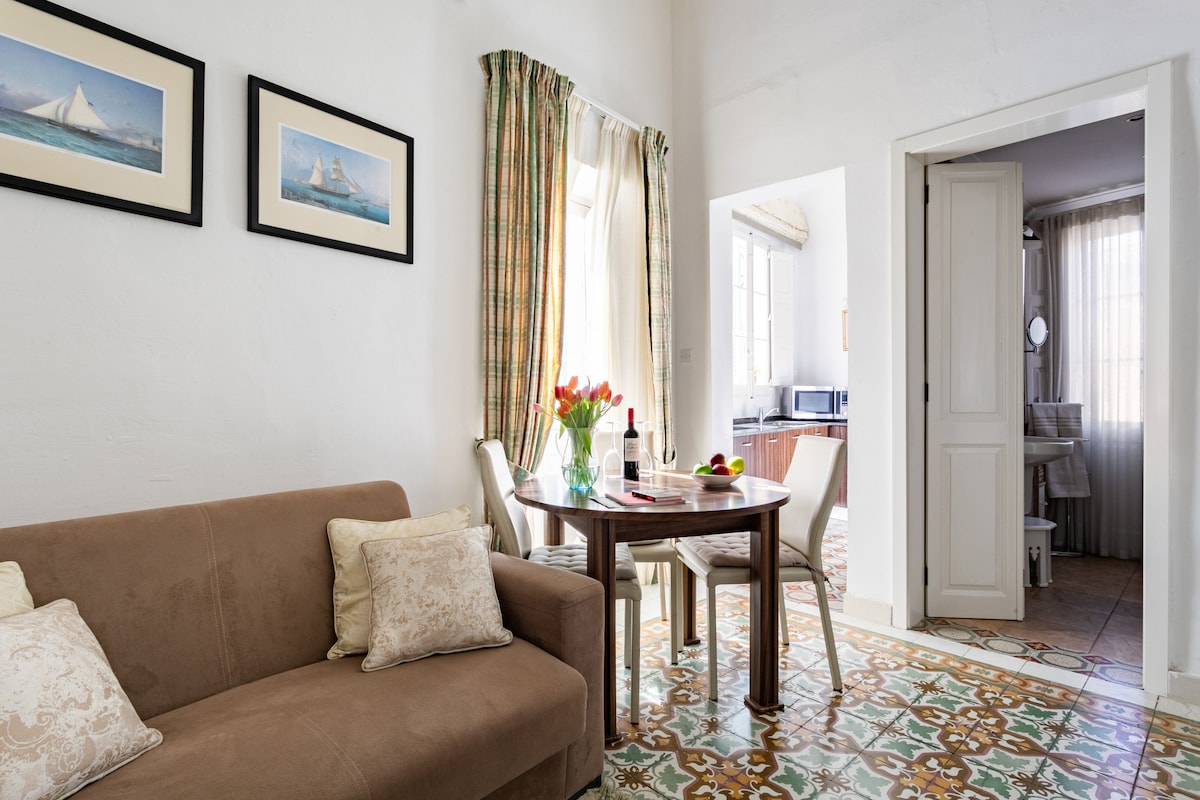 Apartment at Lloyd House Valletta Suite 3