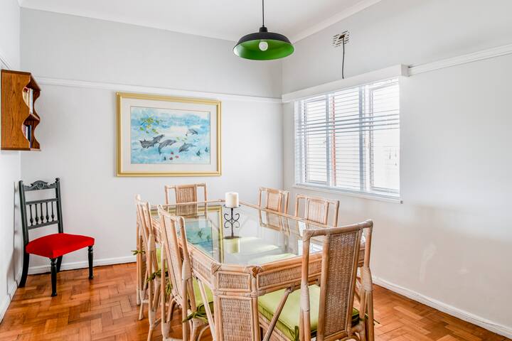 Penguin and Beach Paradise gallery image 4