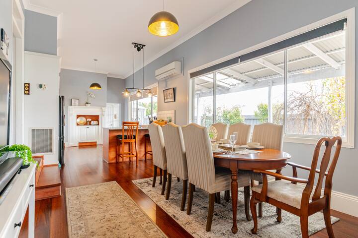 Blackwood House gallery image 2