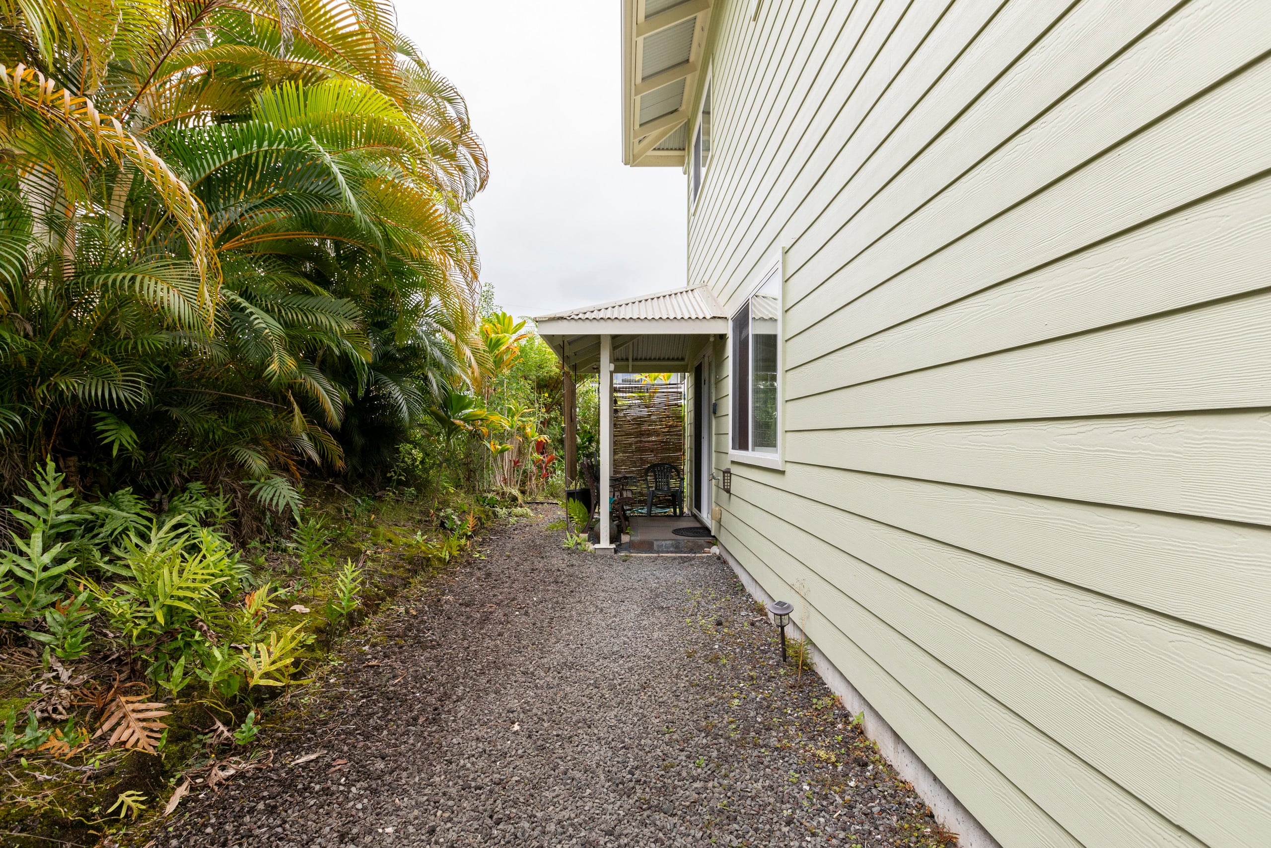 Cozy Hilo Studio - Photo 21