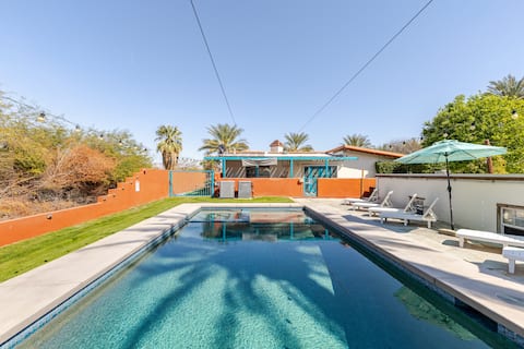 Secluded Eclectic Home & Tropical Clubhouse