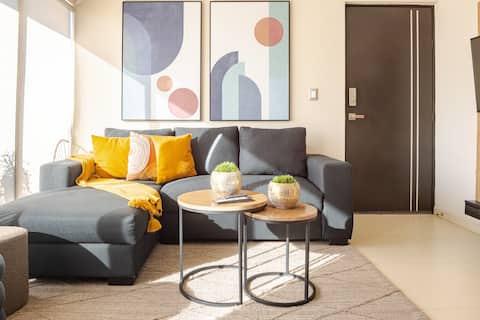 Cozy, Comfortable, Safe Apt. 8min from Fundidora