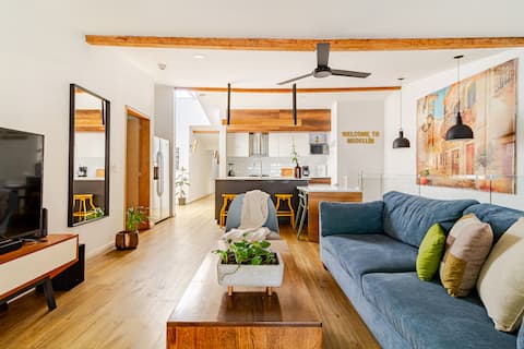 Top Airbnb: CasaFern Laureles in Beautiful Walkable Neighborhood in Laureles Estadio