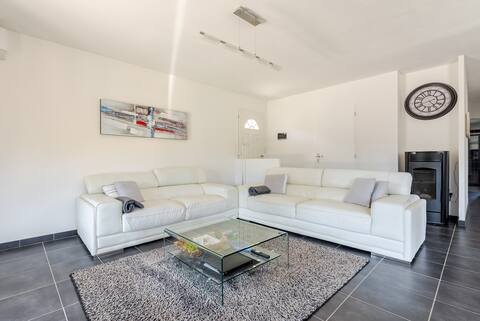 Villa Bonheur, freestanding, Provence, Côte d'Azur,