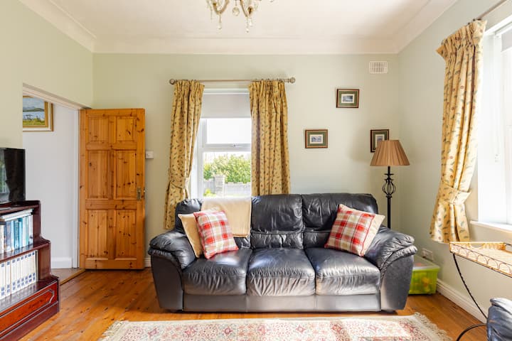 West Of Ireland Base Close To Claremorris & Knock. - Ireland