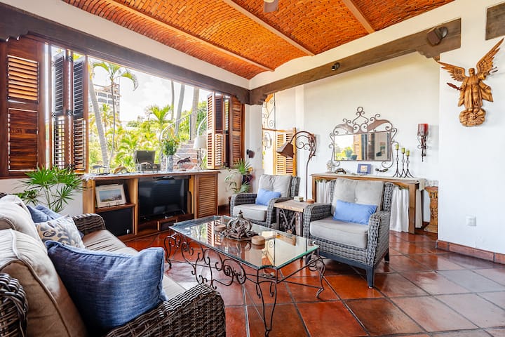 Casa Corona Villa Downtown 3 Blocks To The Beach - Puerto Vallarta