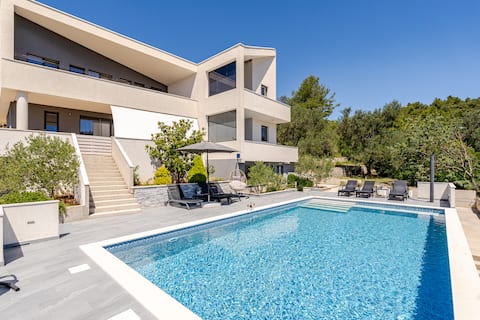 Luxury Apartment Sole