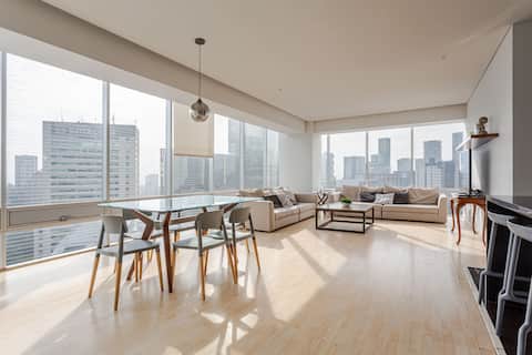 Top performing Airbnb: 50% Off Best Hotel Suite, Location & View in SF in Santa Fe Cuajimalpa