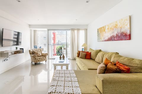 Successful Airbnb property: Cozy Family-Perfect 2BD near Golf/Marina/Beach in San Carlos