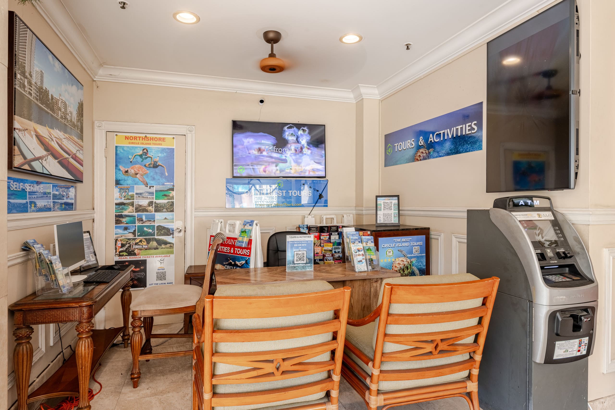 Waikiki Condo- 1 mins Walk to Beach on Main Strip! - Image 25