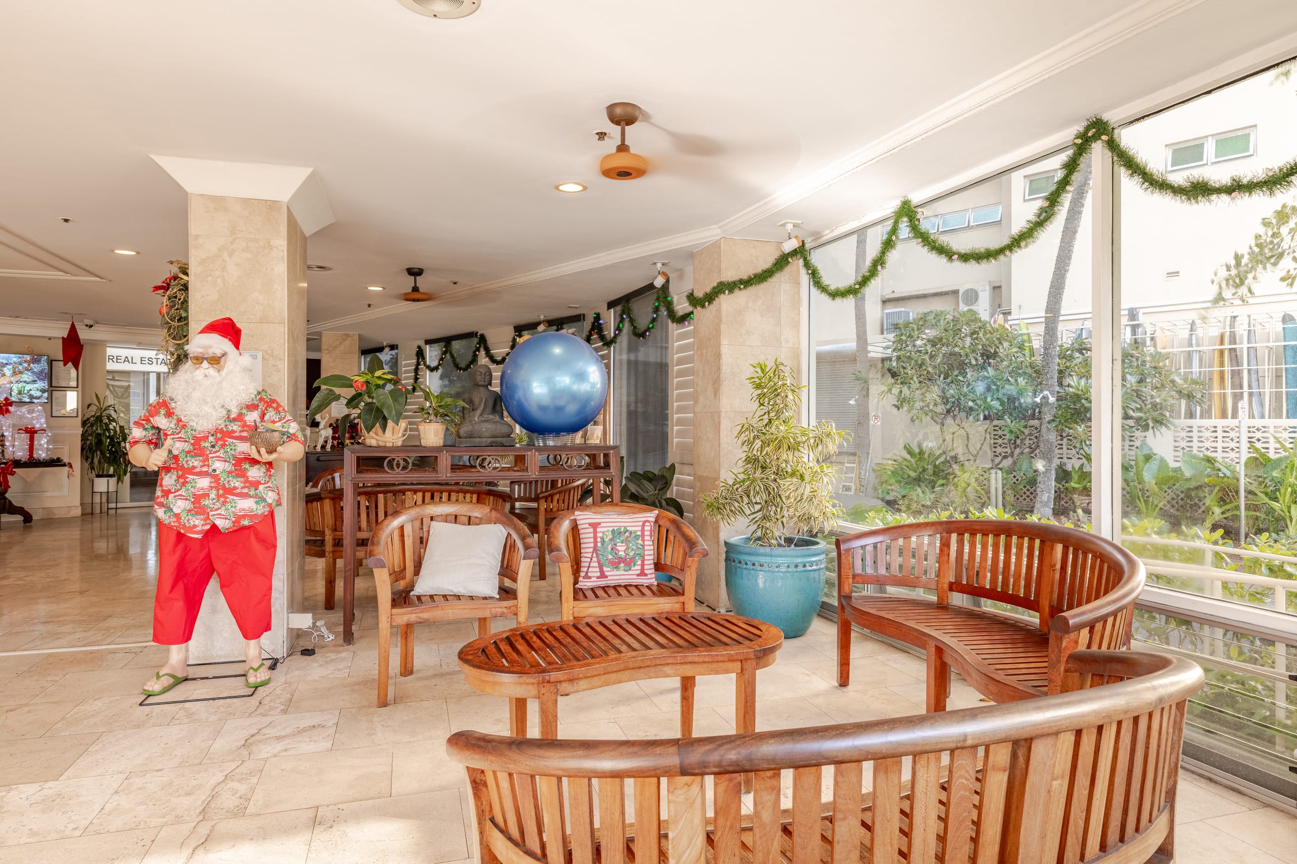 Waikiki Condo- 1 mins Walk to Beach on Main Strip! - Image 22