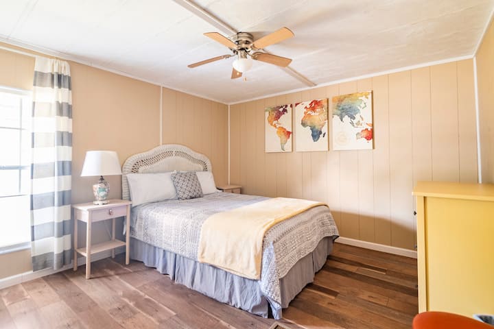 बेडरूम 2