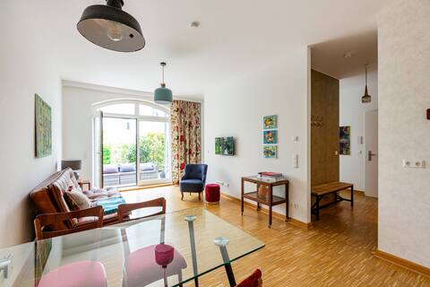 Top Airbnb: GREAT LOCATION very charming studio with a patio in Plagwitz