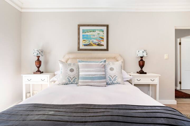 Luxury 3 bedroom house with Mountain View’s gallery image 4