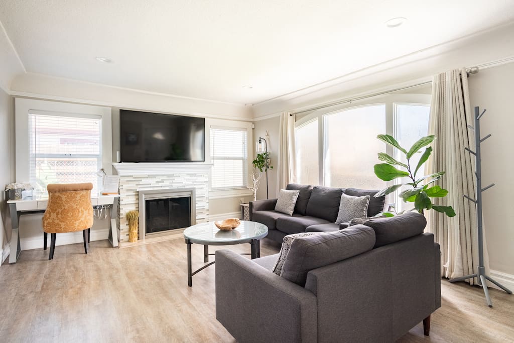 Charming Home nearby SanJose Downtown/SCU/Airport