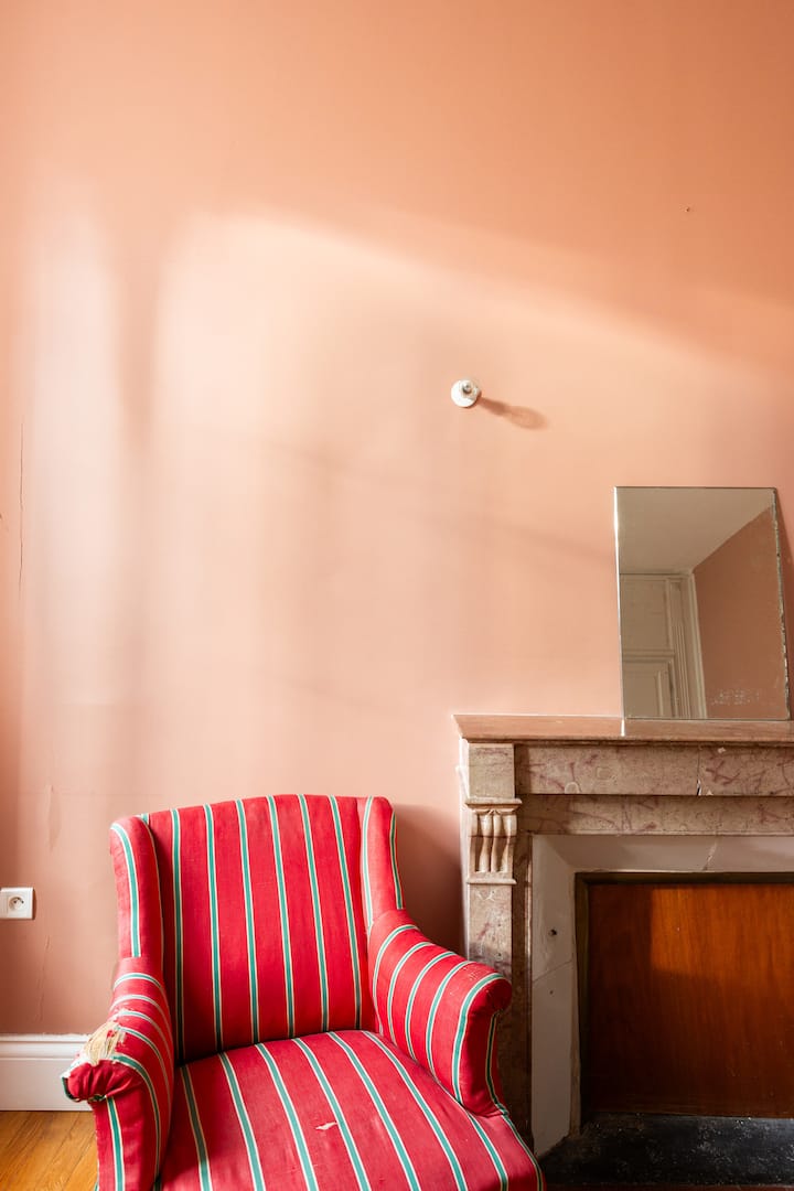 Charming Chateâu Les Arsures In Walled Grounds - Salins-les-Bains