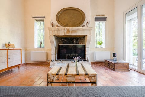 Charming 1 bedroom duplex in Luberon. Pool&Nature