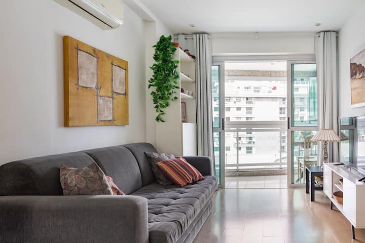 Comfortable sea view apartment!