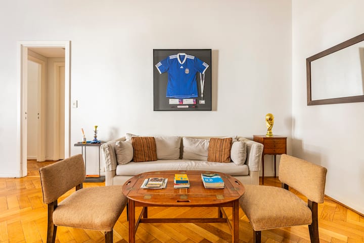 Room in Recoleta apartment