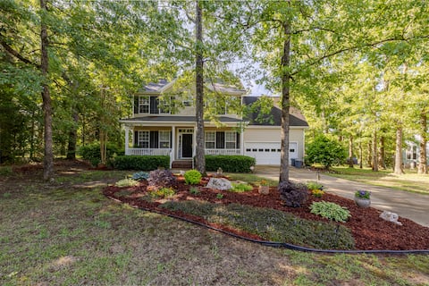Popular Airbnb listing: Looking for serenity you found it on the water!!! in South Carolina