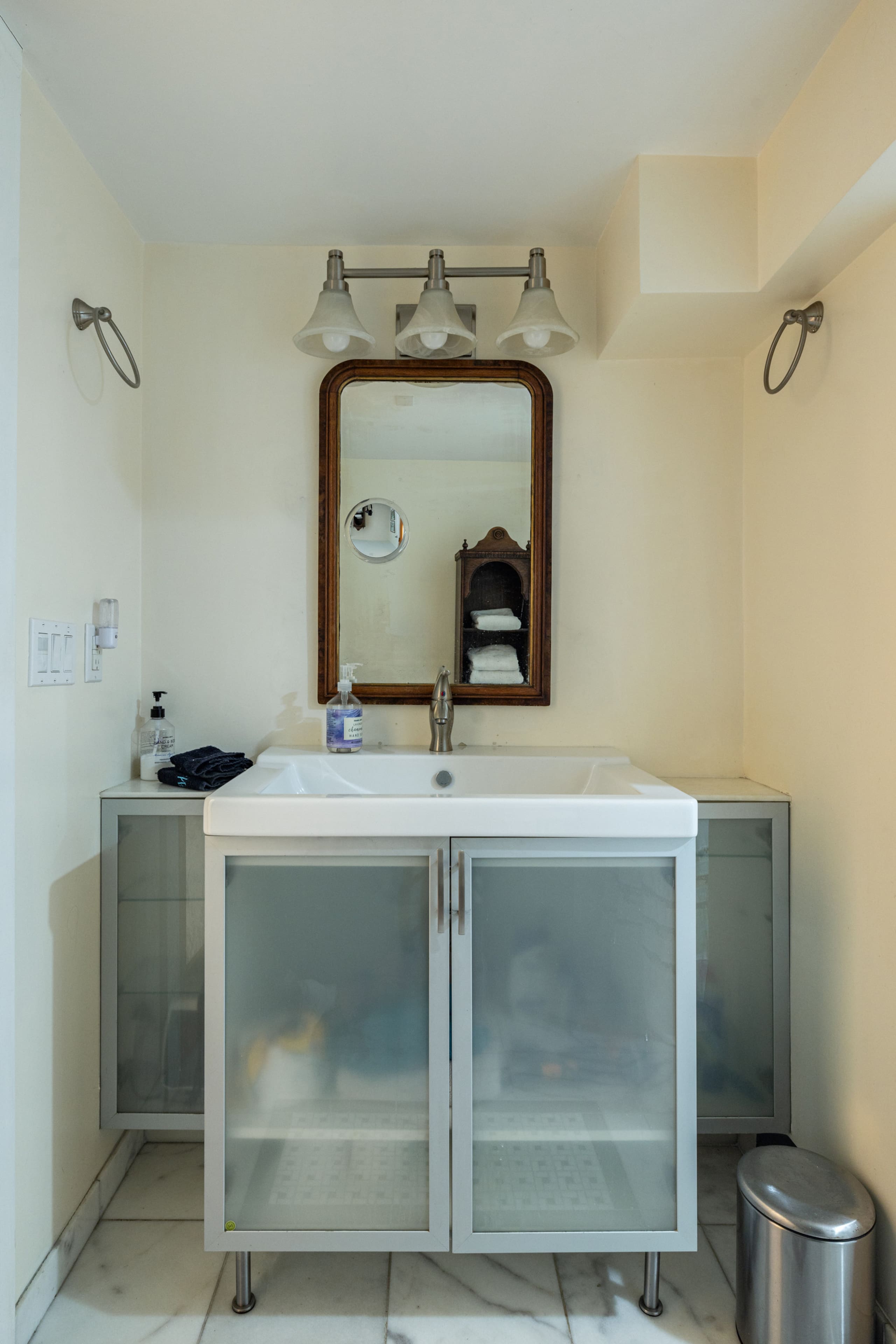 Russian Hill/ North Beach Garden Apartment - Image 46