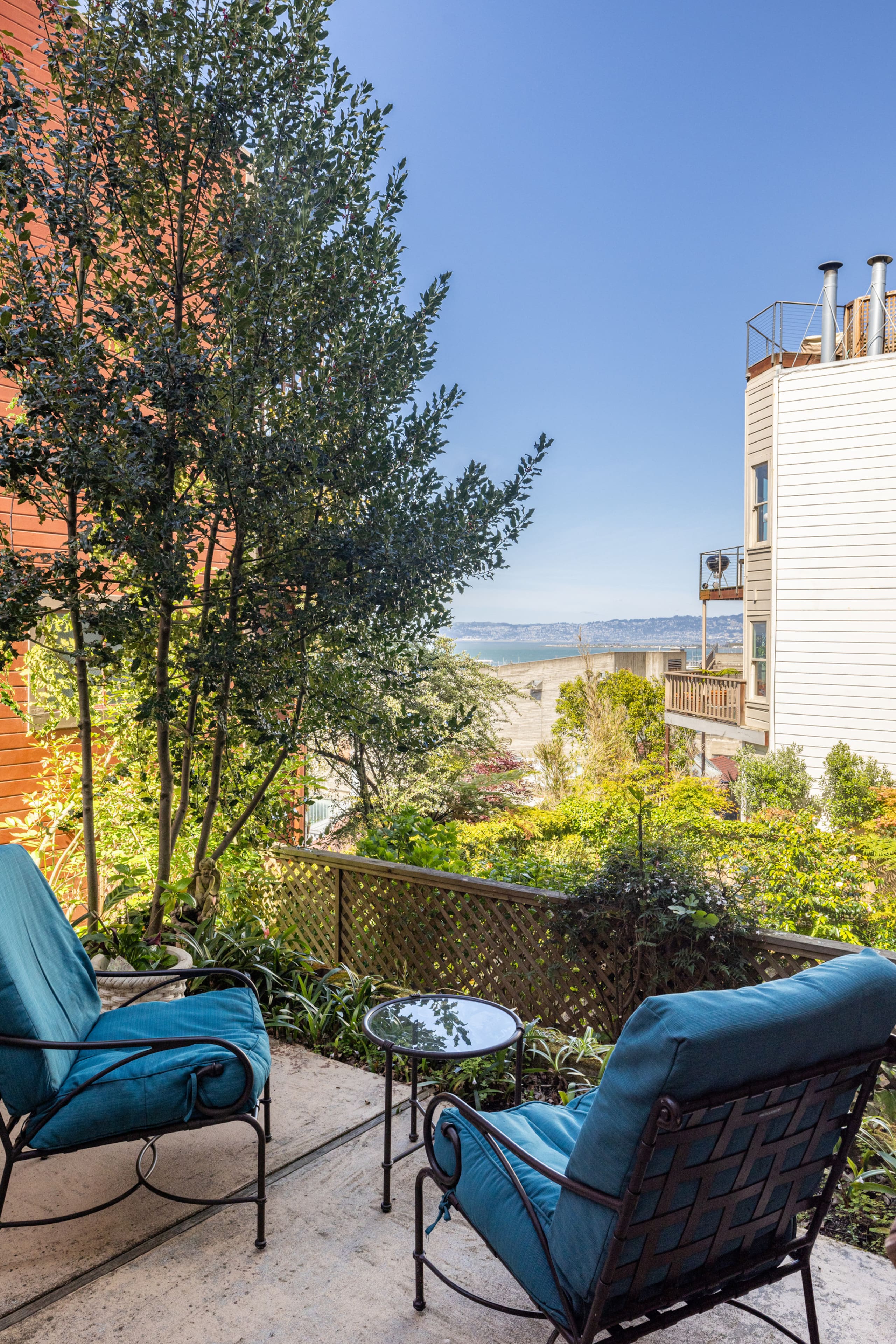 Russian Hill/ North Beach Garden Apartment - Image 36