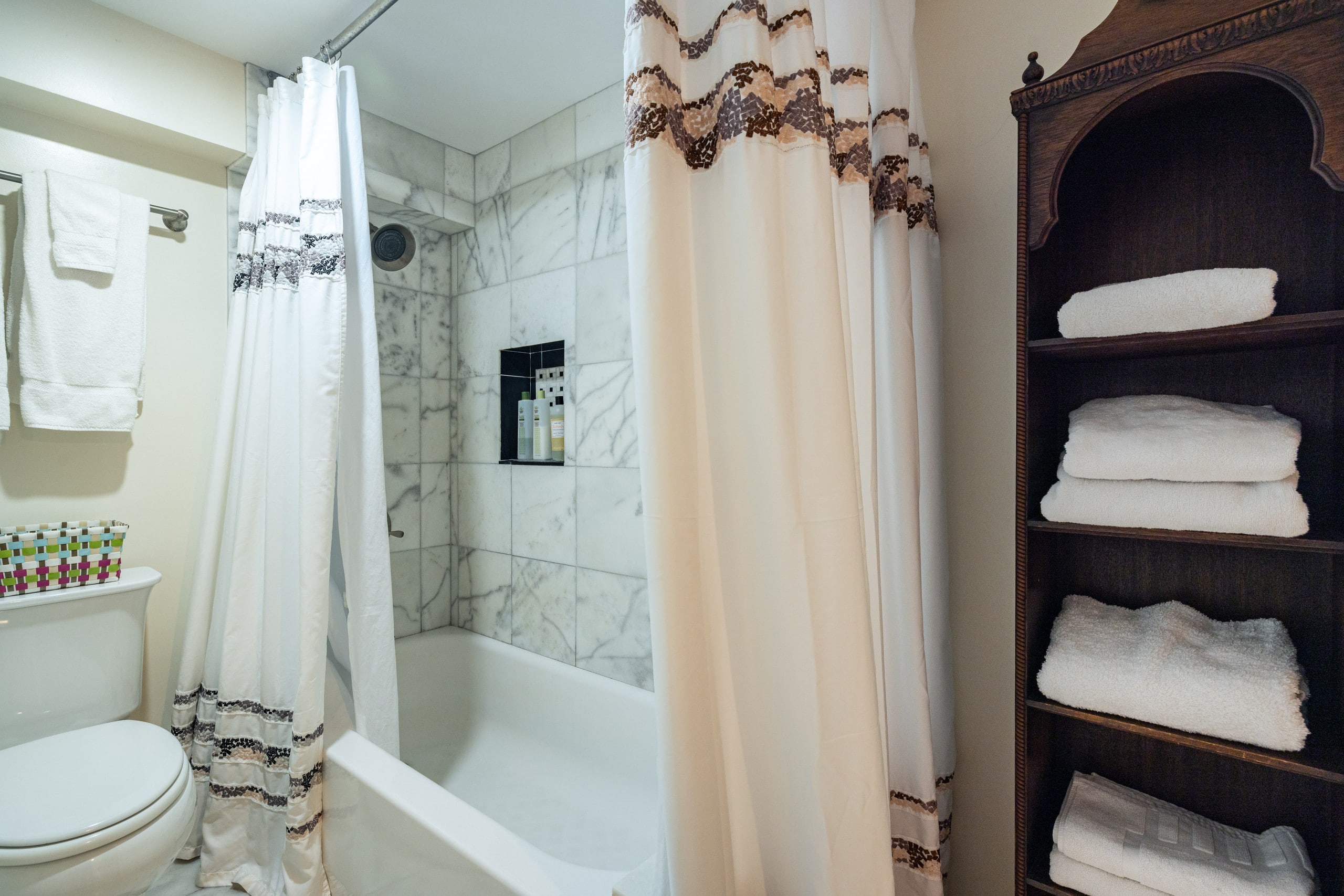 Russian Hill/ North Beach Garden Apartment - Image 26