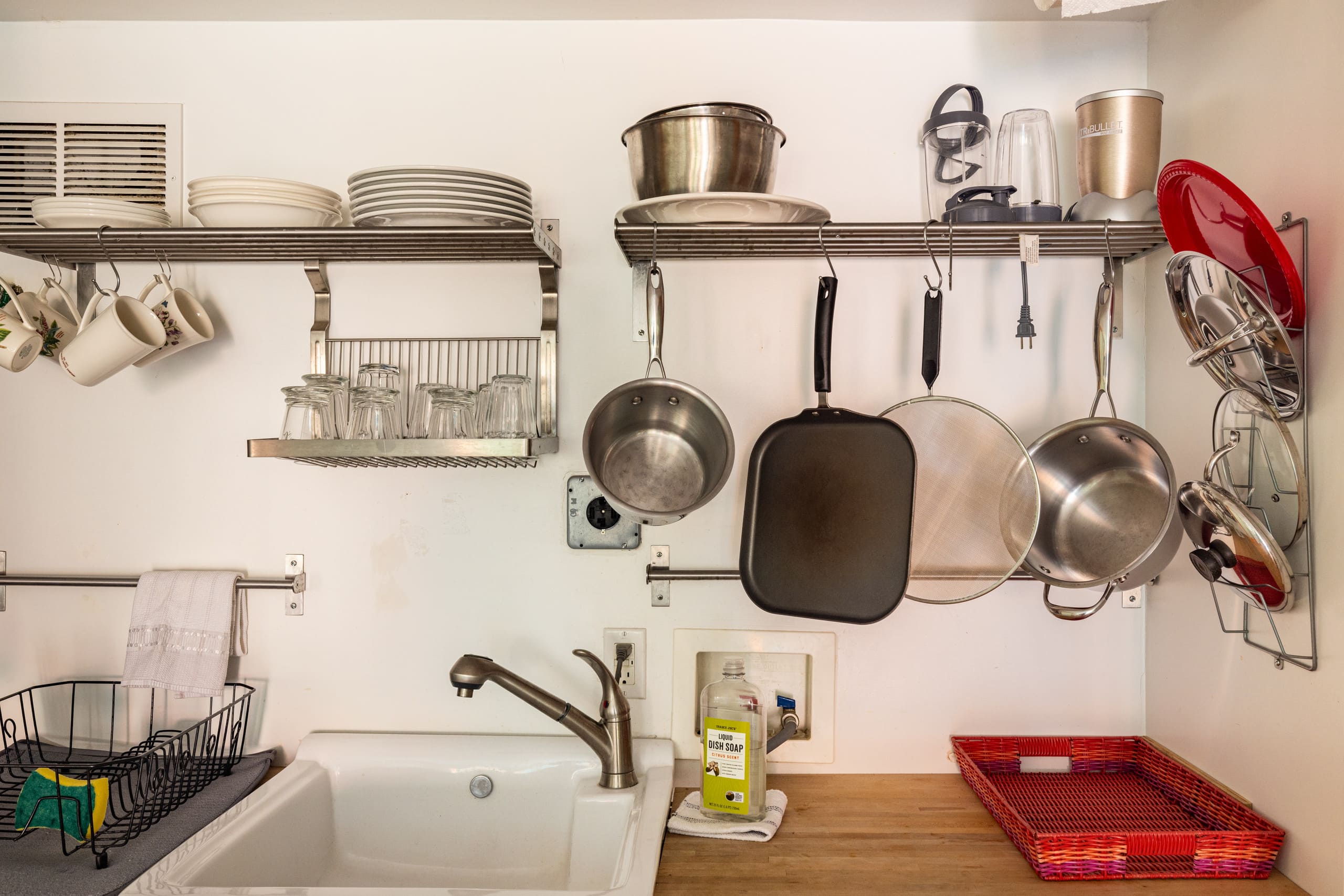 Russian Hill/ North Beach Garden Apartment - Image 11