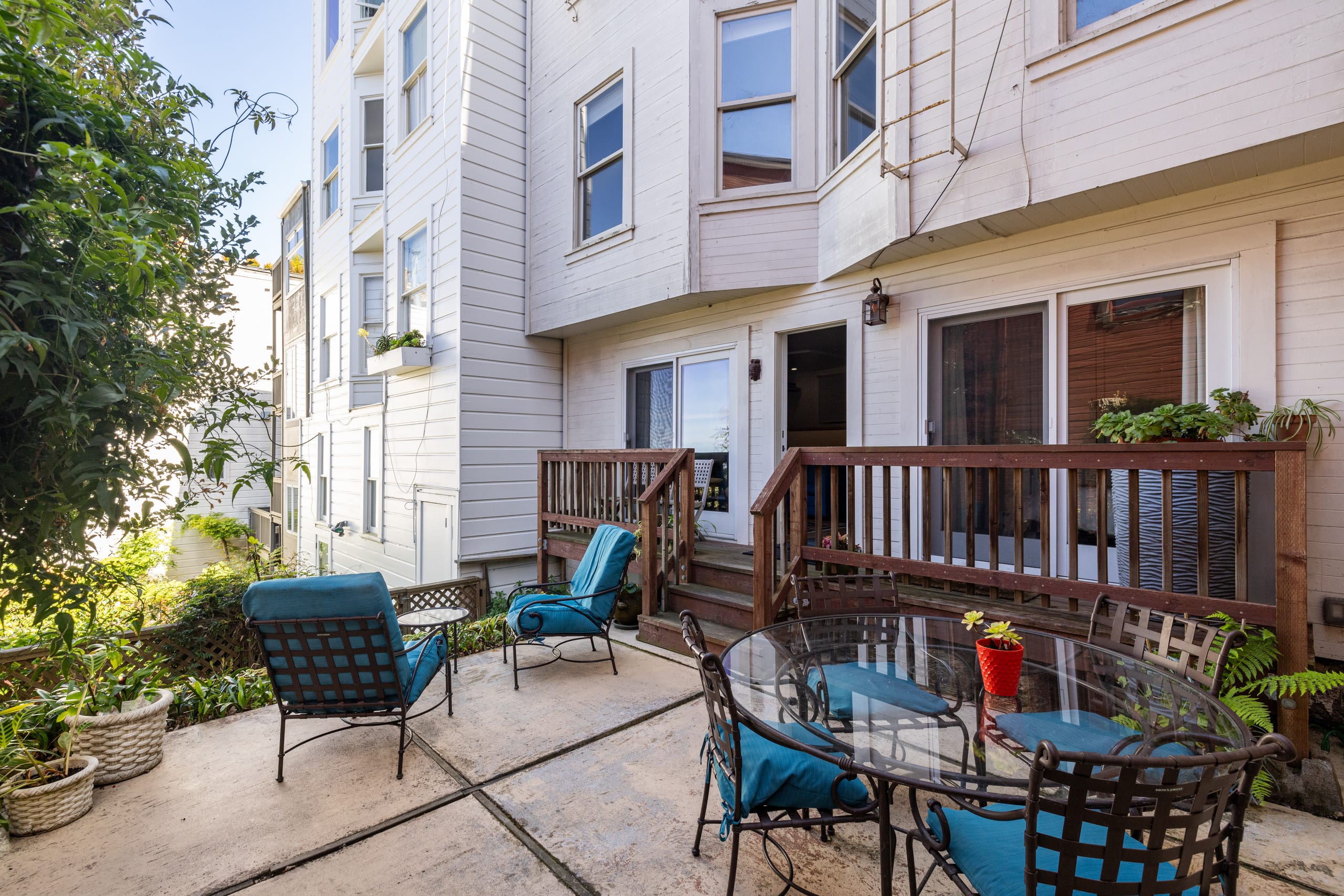 Russian Hill/ North Beach Garden Apartment - Image 30