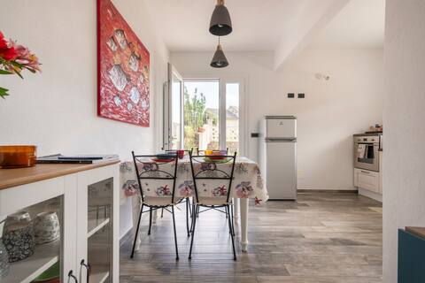 Successful Airbnb property: Flower's House Moneglia CITRA 010037-LT-0095 in Moneglia