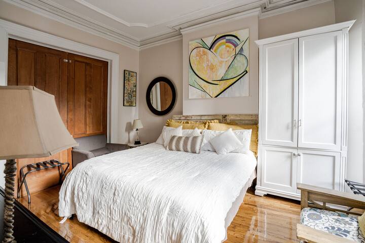 Gordy’s Place for Large Groups 8Rms, 5Bth, 24+beds gallery image 4