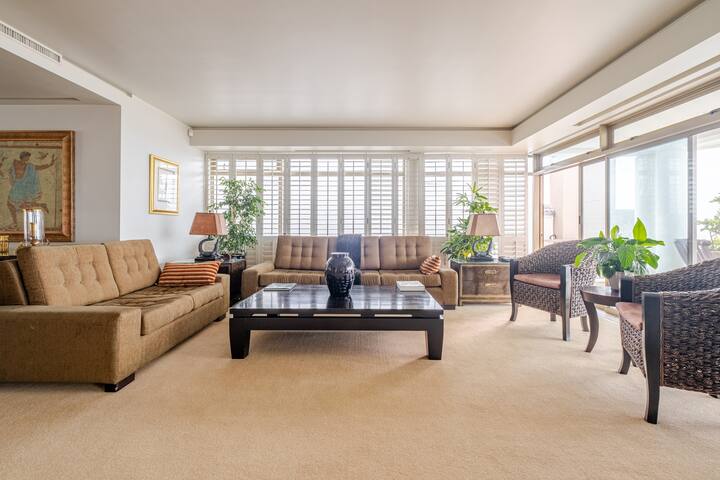 Atlantic View – Balcony gallery image 2