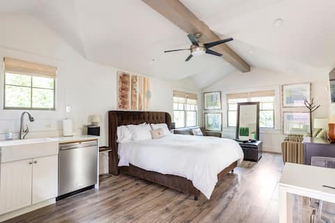 Piedmont Park Cottage Oasis