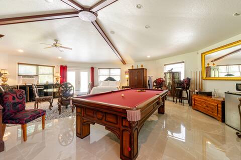 Gated Luxury Country Home on Private 35 Acres