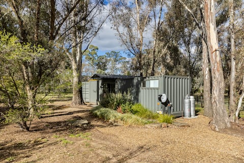 Popular Airbnb listing: "Contain yourself in Mandurang" in City Of Greater Bendigo
