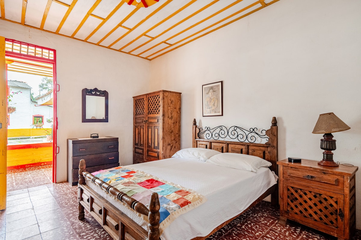 غرفة النوم 1