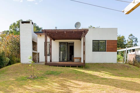 HOP, beautiful house between the mountains and the sea!!!