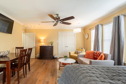 Top performing Airbnb: Private Apartment Walk to the Museums & Med Center in Medical Center Area