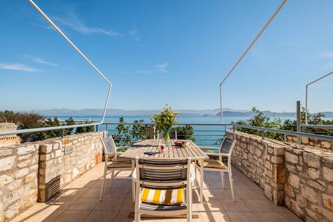 Seafront apartment ΙΙ  in Kiveri, near Nafplion.