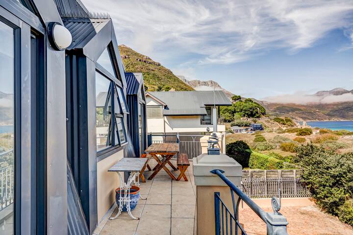 Hout Bay Beach Apartment gallery image 5