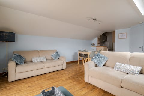 Successful Airbnb property: Lomme T2 Rated 1* 5 min to metro or Euratechnologie in Lille