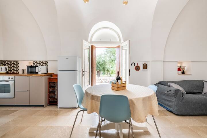 Trullo Oasi Santo Stefano – private pool gallery image 5