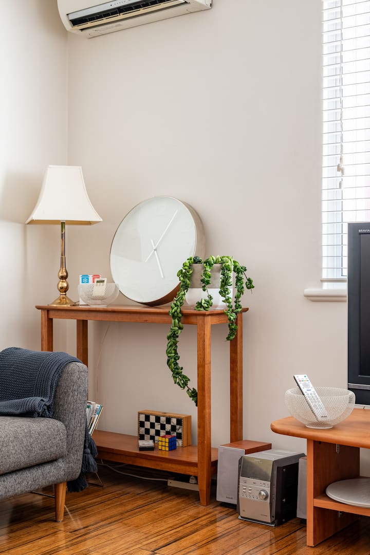 Fresh Renovation In The Heart Of St Kilda. - City of Bayside