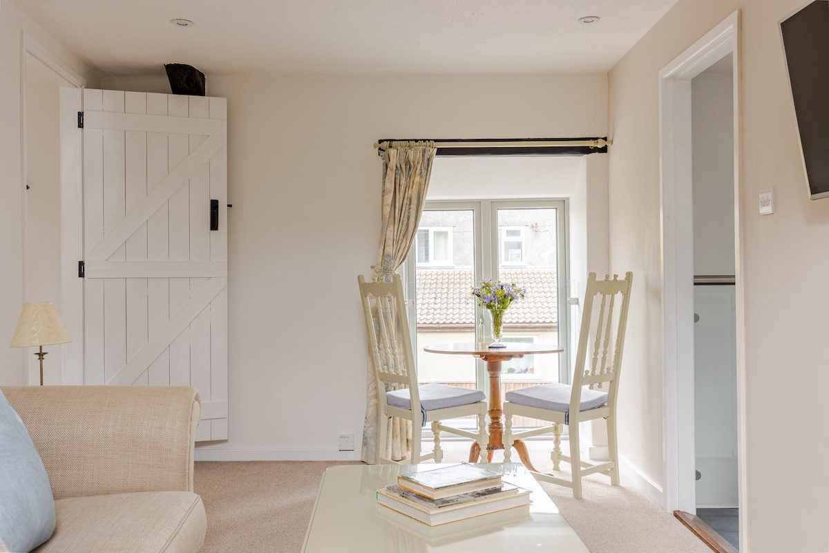 Top performing Airbnb: Talbot Barn, Marshfield in South Gloucestershire