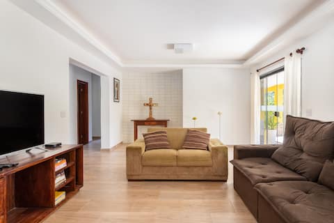 Top performing Airbnb: Monte Raso Farmhouse!!! Ideal for rest and leisure!!! in Paty Do Alferes