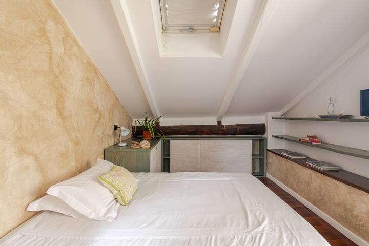 Vintage House in Milan Downtown with 5 bedrooms gallery image 3