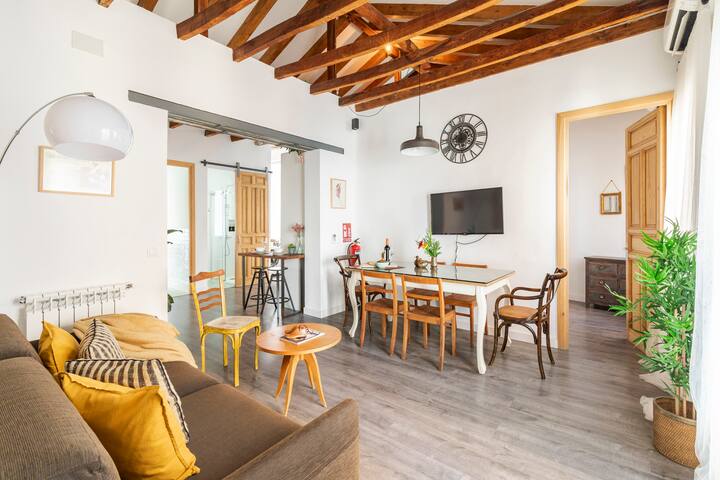 Exclusive Penthouse city centre, 3 BR , 2 Baths gallery image 2