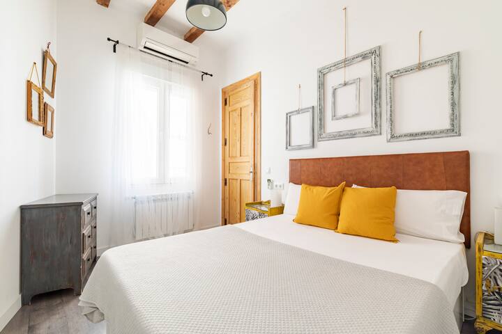 Exclusive Penthouse city centre, 3 BR , 2 Baths gallery image 4